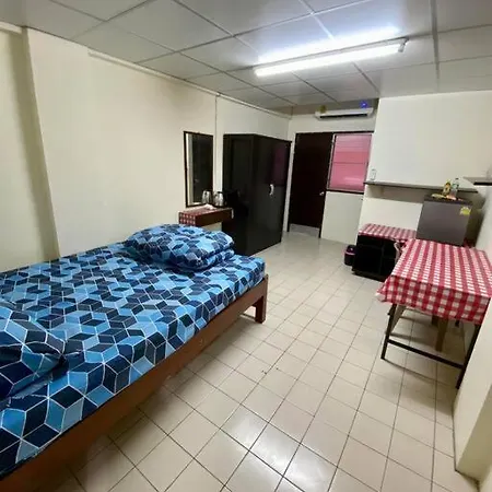 Ratanawong Place 444