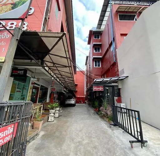 Ratanawong Place 444 *